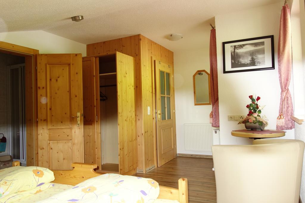 Ferienhaus Inge Sankt Leonhard im Pitztal Bagian luar foto