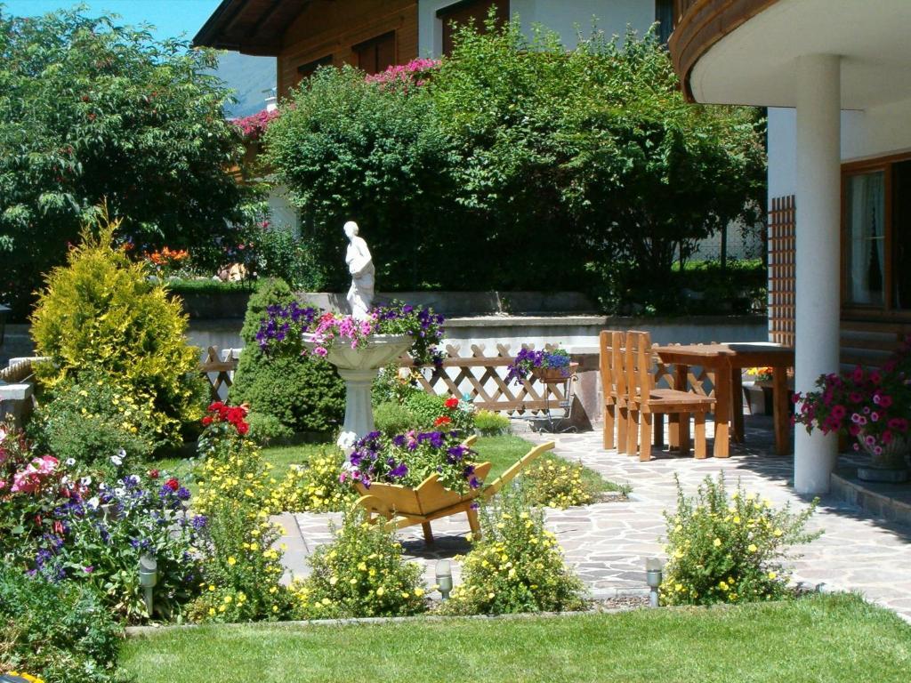 Ferienhaus Inge Sankt Leonhard im Pitztal Bagian luar foto