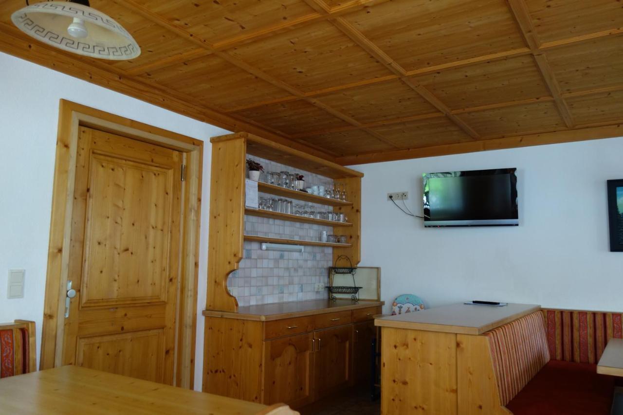 Ferienhaus Inge Sankt Leonhard im Pitztal Bagian luar foto